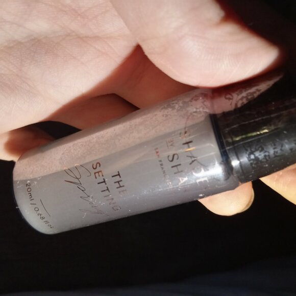Shades by Shan - The Setting Spray, mini - Picture 1 of 3